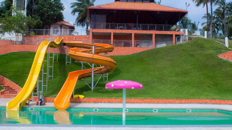 Facilities - Tinton Homestay & Water Park